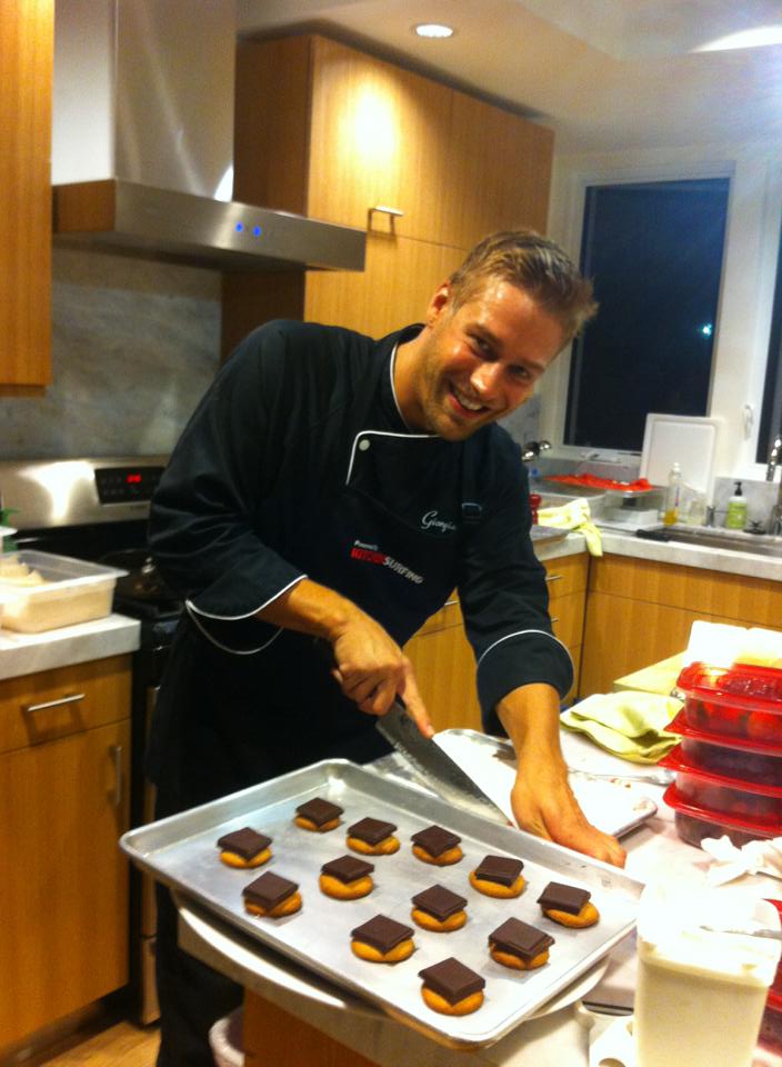 1234671_10153207971550471_1405345761_n