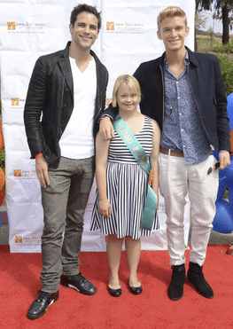 New Horizon's 7th Annual Run/Walk on the Horizon Grand Marshal, Lauren Potter (Glee) with hosts Brant Daughtry (Pretty Little Liars), and Cody Simpson (Singer) photo credit: Vivien Killilea/WireImage)