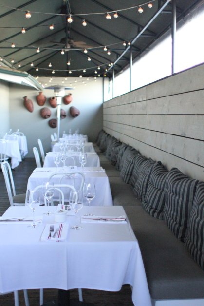 The patio at the Larchmont on Melrose