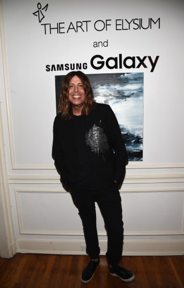 LOS ANGELES, CA - JUNE 18:  Steven Cojocaru attends an introduction to HEAVEN 2016 presented by The Art of Elysium and Samsung Galaxy on June 18, 2015 in Los Angeles, California.  (Photo by Michael Buckner/Getty Images for Samsung)