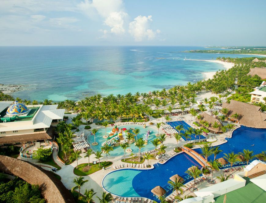 Barcelo Maya Palace (Photo credit: www.expedia.com)